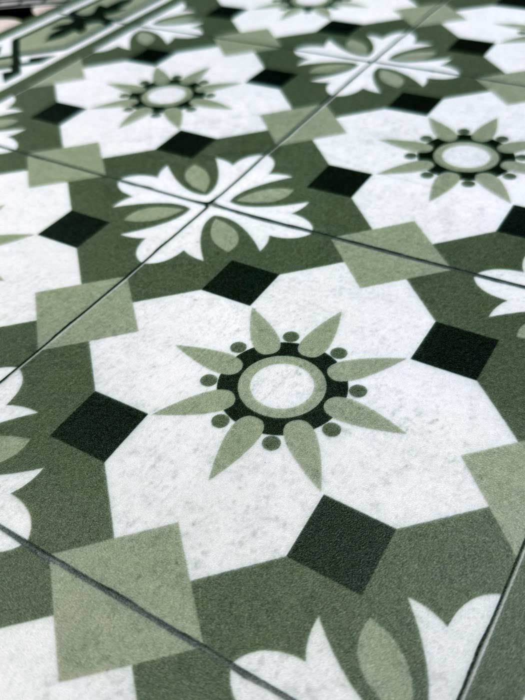 Beija Flor Amsterdam Forest green patterned vinyl mat for kitchen or entryway