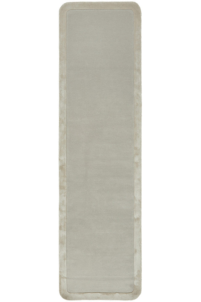 Elodie Sterling Runner