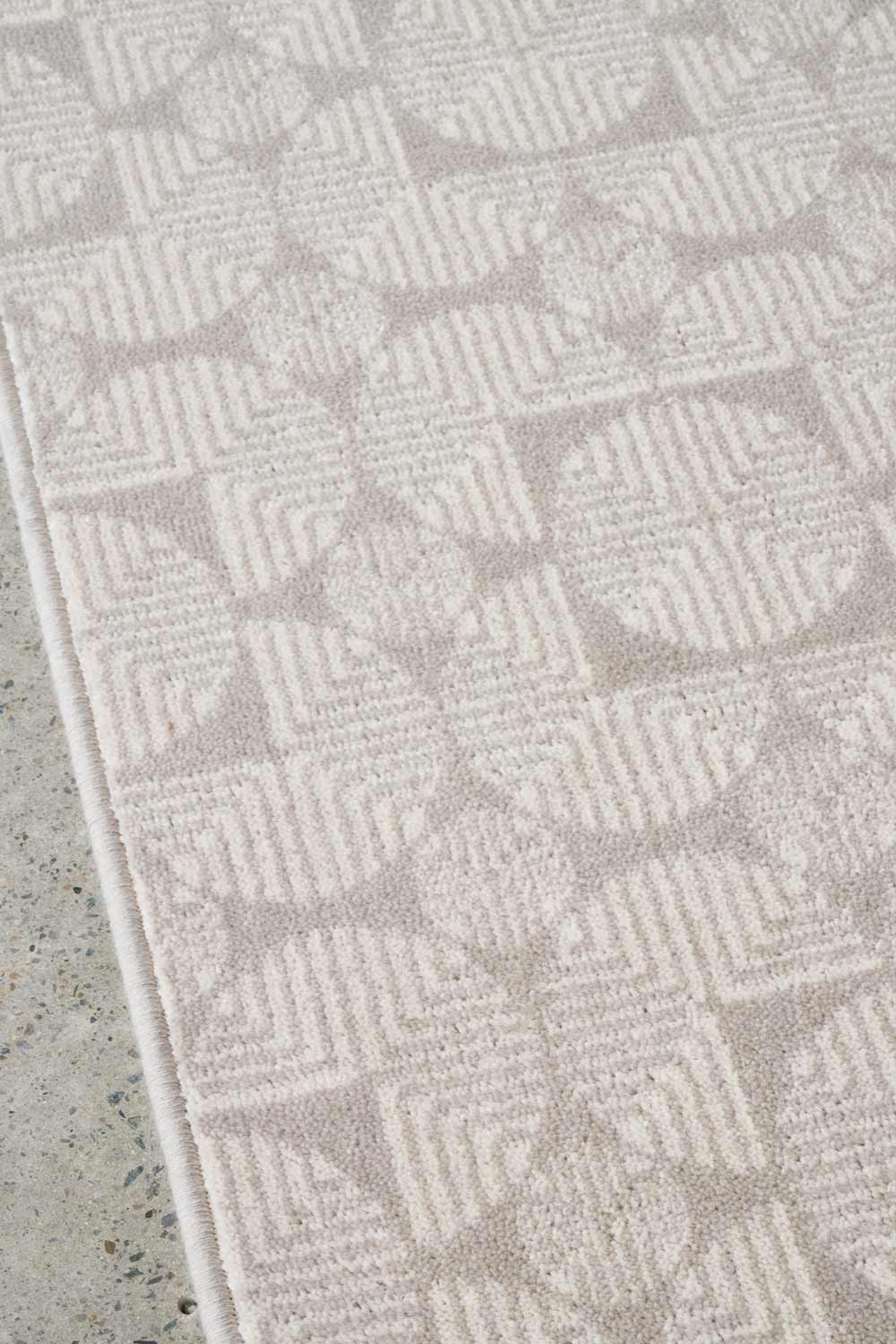 Madelyn Tessera wool rug texture and detailing