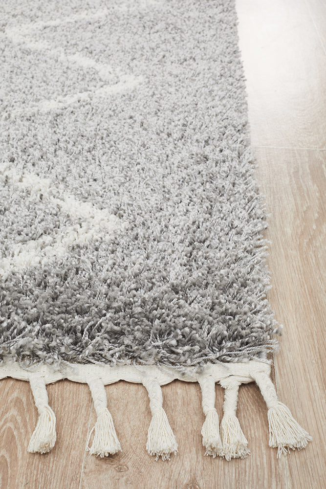 Catalina Silver Zig Zag Rug