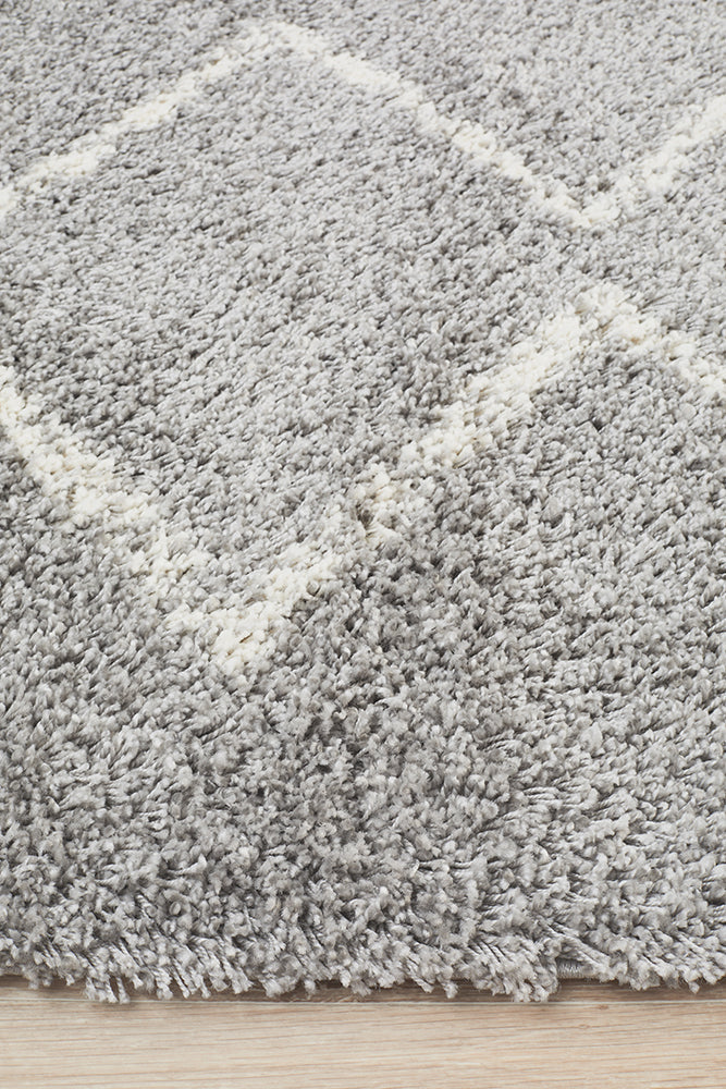 Catalina Silver Zig Zag Rug