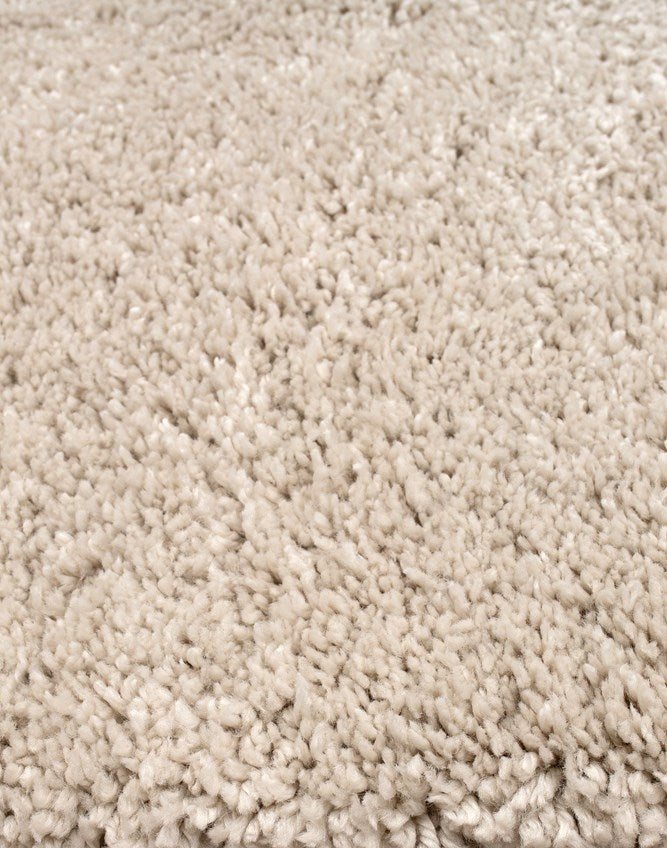 Close up of Barrenjoey Linen shaggy rug with plush 45mm pile, available at Rugs N Timber Belrose showroom