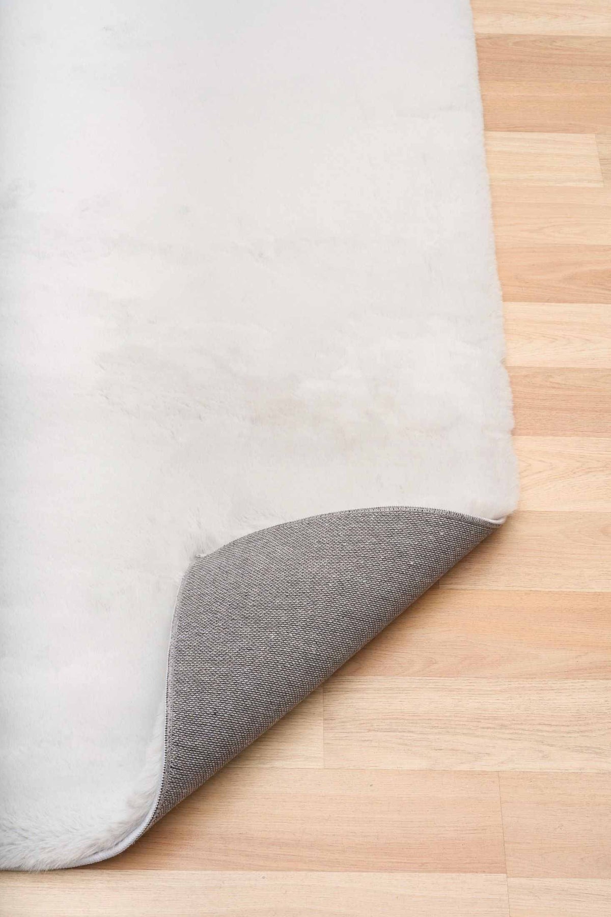 Ted Silver Rug