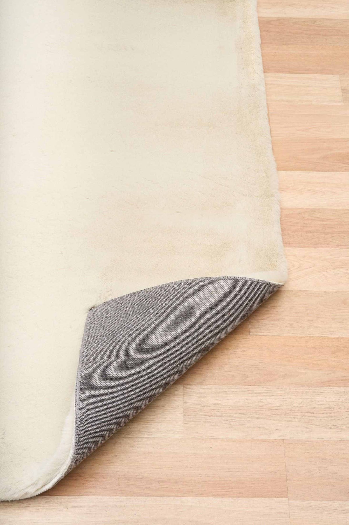 Ted Vanilla Rug