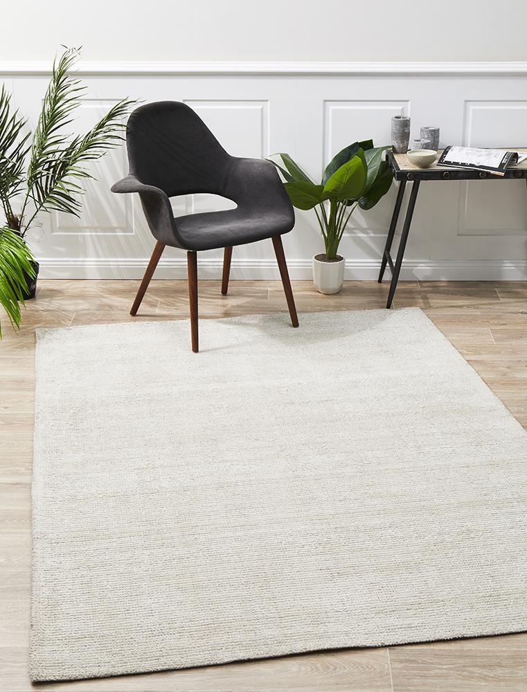 Olivia Ivory Textured Rug