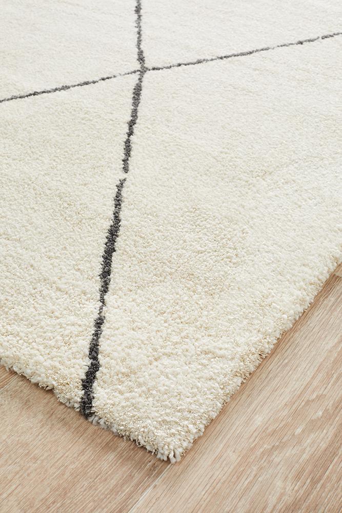 Charlotte Ivory Tribal Rug