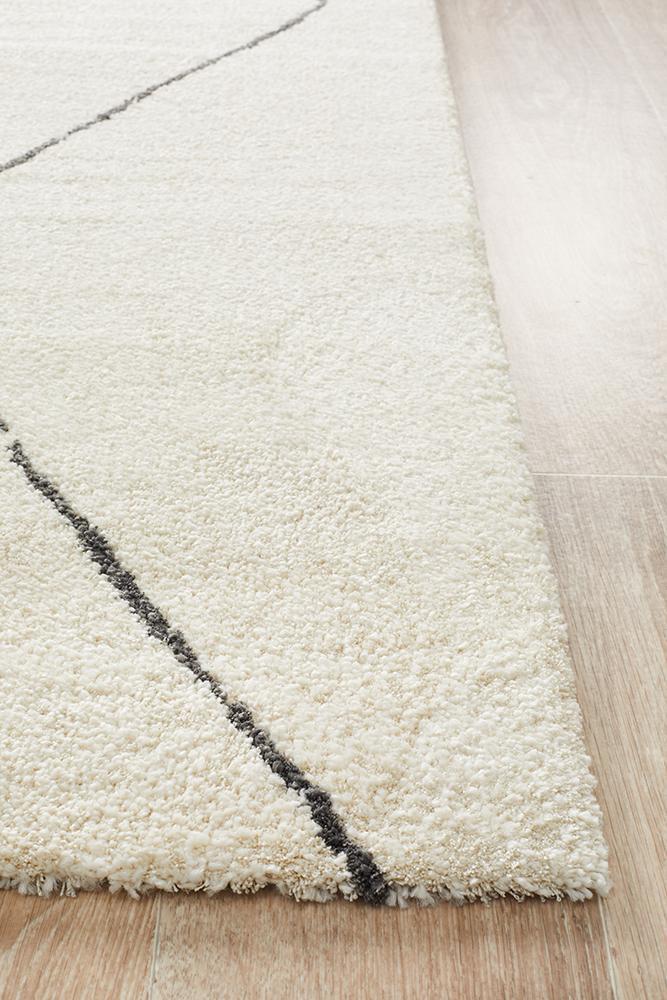 Charlotte Ivory Tribal Rug