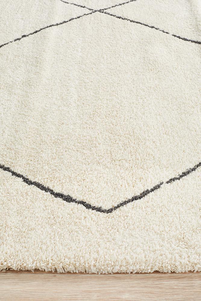 Charlotte Ivory Tribal Rug