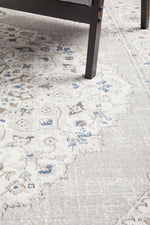 Delilah Silver Medallion Rug_6