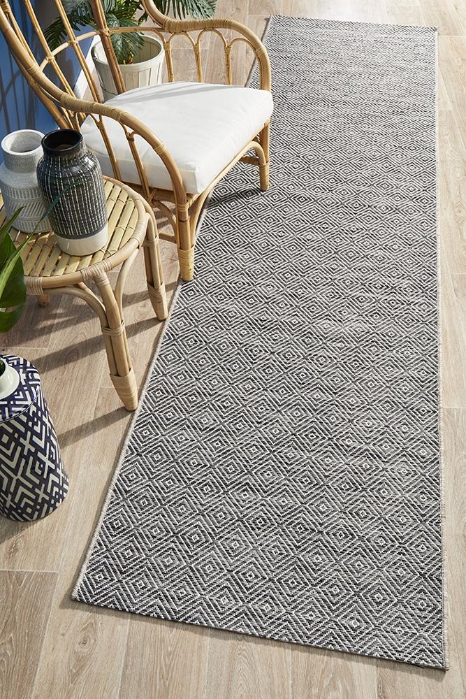 River Black Waterproof Runner | Outdoor Runners Belrose | Rugs N Timber