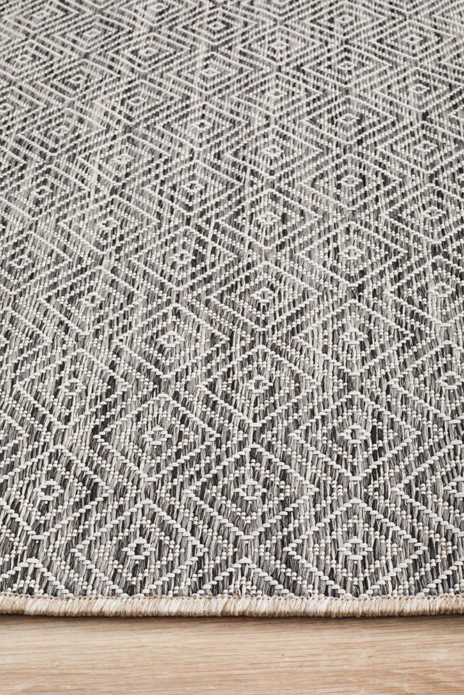 River Black Waterproof Runner | Outdoor Runners Belrose | Rugs N Timber