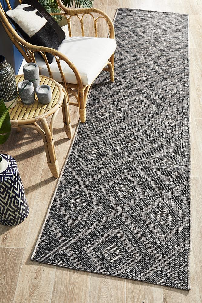 River Black Waterproof Runner | Outdoor Runners Belrose | Rugs N Timber