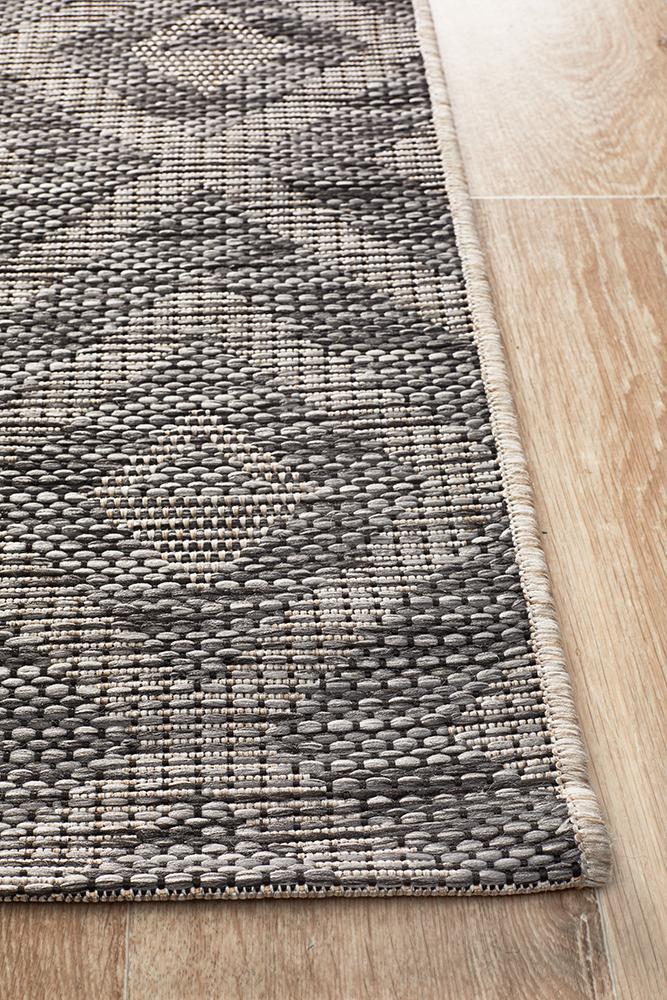 River Black Waterproof Runner | Outdoor Runners Belrose | Rugs N Timber