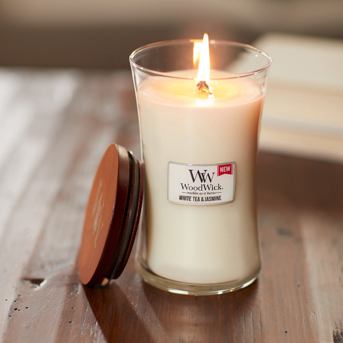 Woodwick Candle - Large - White Tea & Jasmine